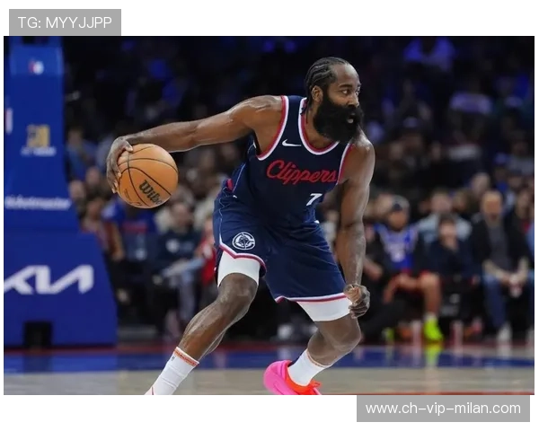 哈登外线连投命中,快船主场掌控大局