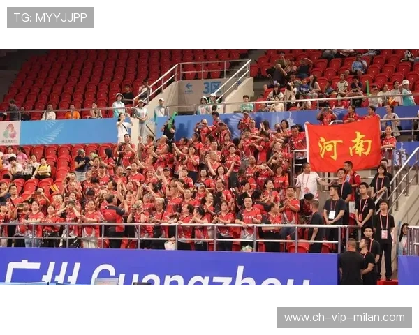 河南队多次推进极具威胁，场面逐渐倾斜